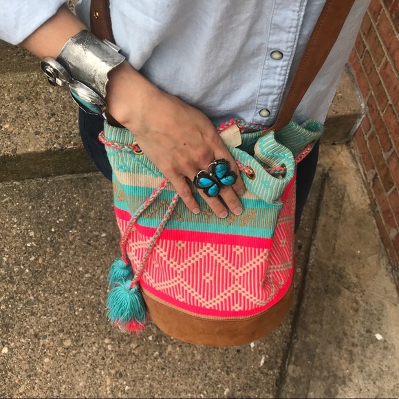 NWT Wayuu woven bag with leather - Picture 4 of 6